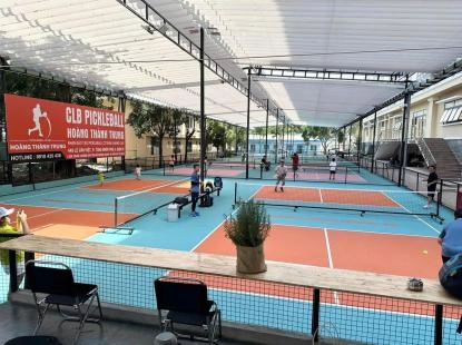 DỊCH VỤ THI CÔNG MÁI BẠT XẾP SÂN PICKLEBALL TẠI VŨNG TÀU