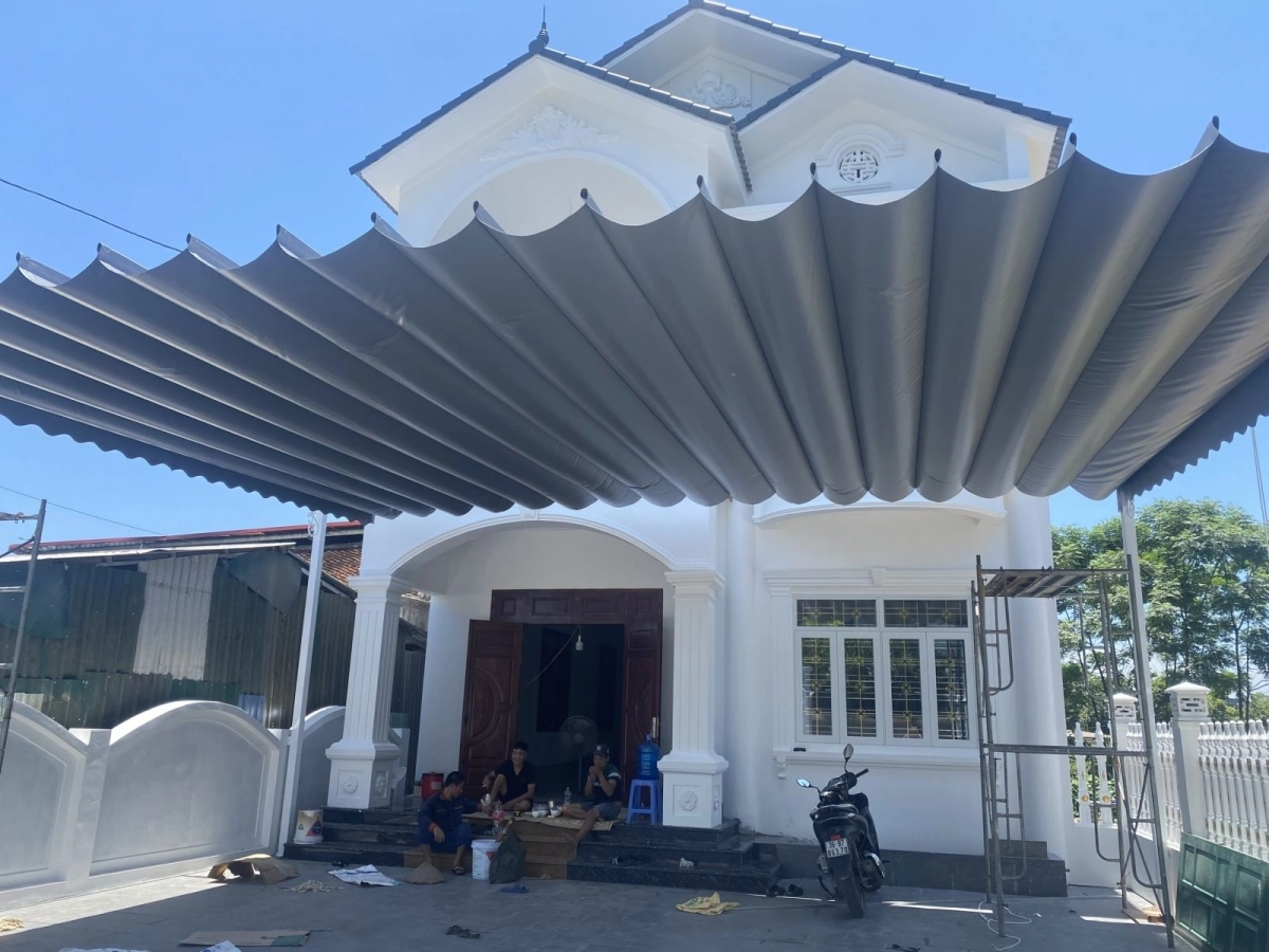 mái bạt xếp tự động