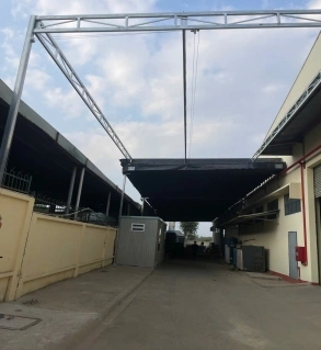 Mái che bạt ở xưởng