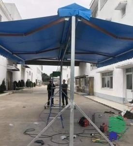 Mái hiên quận 1