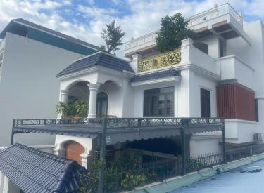 Thi công mái hiên