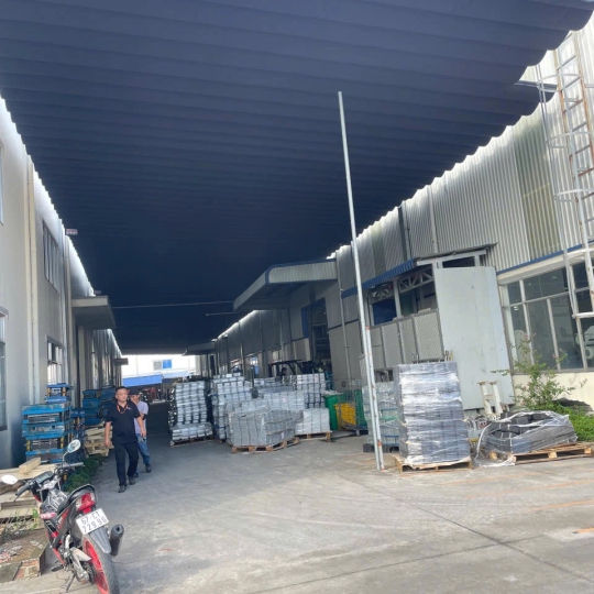 Thi công mái che công ty tại Biên Hoà