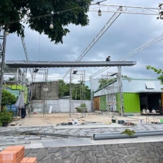 Mái che xếp bạc tự động thi công ở trà vinh