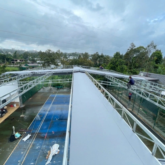 Mái che xếp bạc tự động thi công ở trà vinh