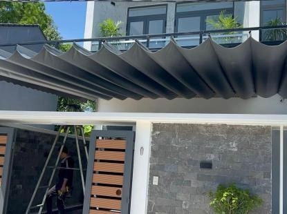 Thi công mái che giá rẻ tại miền Nam